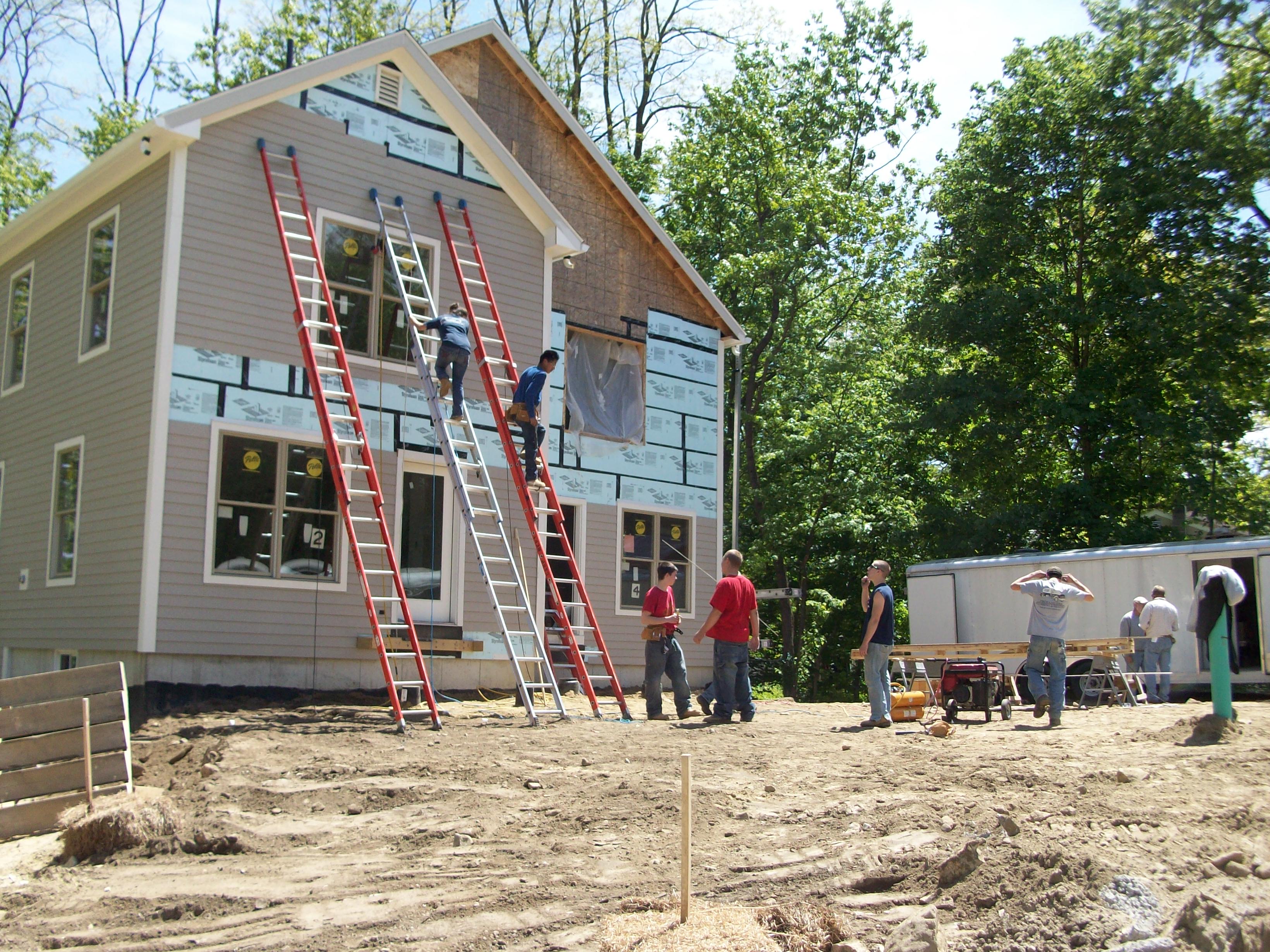 volunteers working