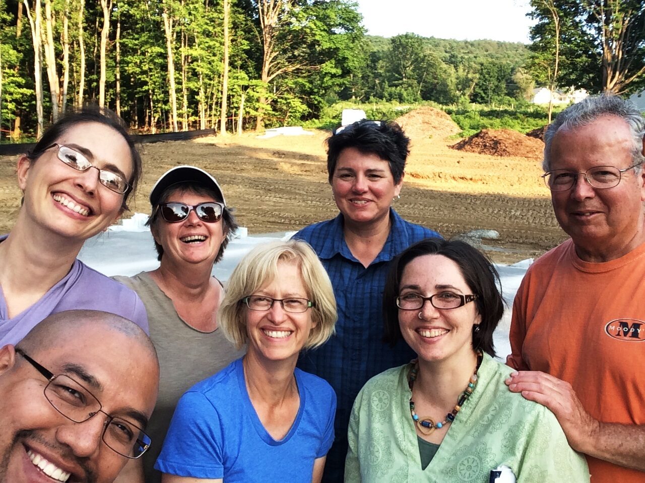 volunteers build team