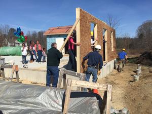 Hawthorne wall raising